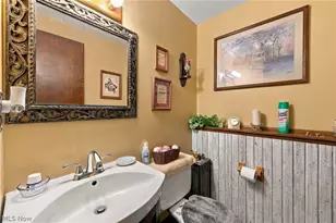 38233 Parkway Blvd, Willoughby, OH 44094 - Photo 15