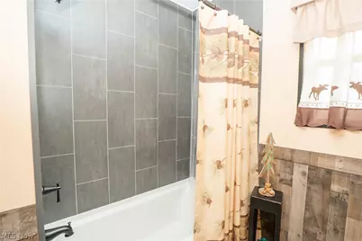 8835 Dover Road, Apple Creek, OH 44606 - Photo 25