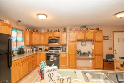 8835 Dover Road, Apple Creek, OH 44606 - Photo 11