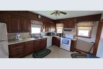 52777 Main Street, Beallsville, OH 43716 - Photo 9