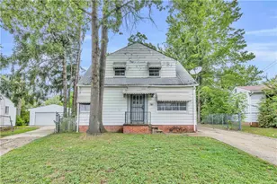 15521 N Lotus Dr, Loveland, OH 44128 - Photo 1