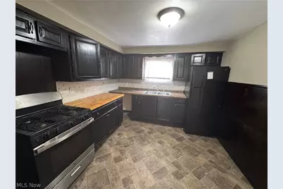 2982 Martin Luther King Jr Drive #Up, Loveland, OH 44104 - Photo 3