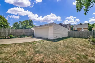 3678 Lynnfield Road, Huber Heights, OH 44122 - Photo 45