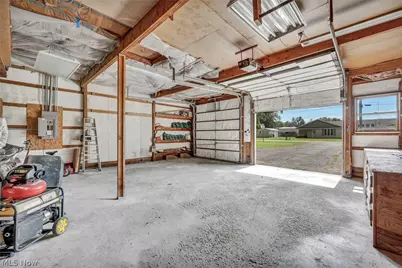 41878 Cooper Avenue, Elyria, OH 44035 - Photo 29