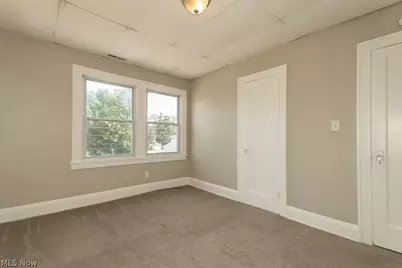 170 E 316th Street, Willowick, OH 44095 - Photo 17