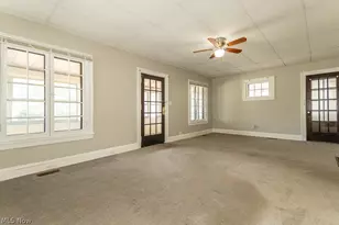 170 E 316th St, Willowick, OH 44095 - Photo 7