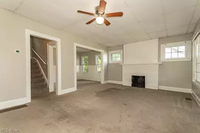 170 E 316th Street, Willowick, OH 44095 - Photo 9