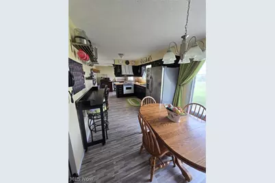 1576 Suzanne Circle, Belpre, OH 45714 - Photo 5