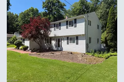 8094 Rolling Brook Road, Northfield, OH 44067 - Photo 3