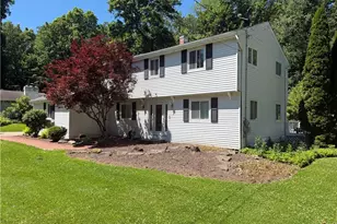 8094 Rolling Brook Rd, Northfield, OH 44067 - Photo 3