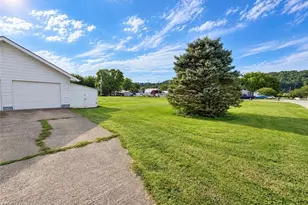 14060 Pershing Ave, Newcomerstown, OH 43832 - Photo 21