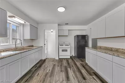 171 Lakewood Drive, Avon Lake, OH 44012 - Photo 5