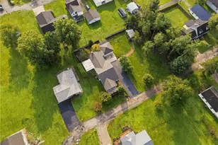 2448 Clarendon Ave, Zanesville, OH 43701 - Photo 9