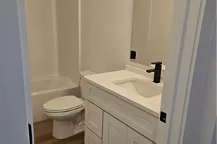 672 E 331st, Eastlake, OH 44095 - Photo 21