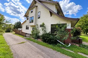 3404 Lincoln St E, Canton, OH 44707 - Photo 3