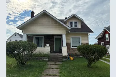 145 Delaware Avenue SW, Canton, OH 44710 - Photo 1