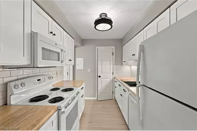 7970 Mentor Avenue #J02, Mentor, OH 44060 - Photo 13