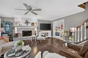 7433 Sir Roberts Ct, Mentor, OH 44060 - Photo 5
