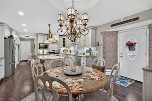 7433 Sir Roberts Ct, Mentor, OH 44060 - Photo 11