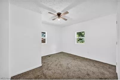 3538 Albany Avenue, Lorain, OH 44055 - Photo 29