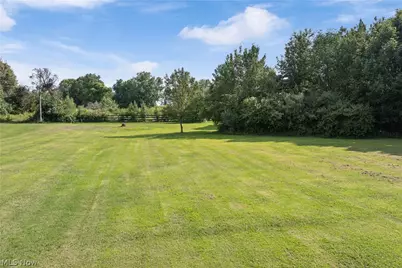 988 E Turkeyfoot Lake Road, Akron, OH 44312 - Photo 27