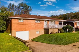 605 Titus St Ext, Weirton, WV 26062 - Photo 3