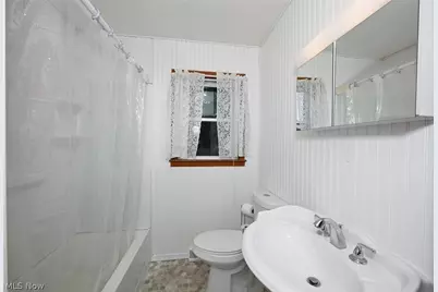1325 Delverne Avenue SW, Canton, OH 44710 - Photo 39