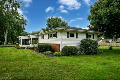 1325 Delverne Avenue SW, Canton, OH 44710 - Photo 3