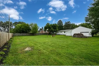 1325 Delverne Avenue SW, Canton, OH 44710 - Photo 7