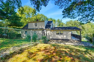 1170 Auburn Avenue, Barberton, OH 44203 - Photo 5