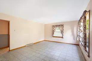1170 Auburn Ave, Barberton, OH 44203 - Photo 15