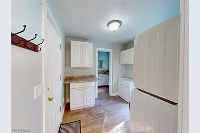 7996 Plains Road, Mentor, OH 44060 - Photo 11