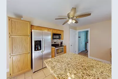7996 Plains Road, Mentor, OH 44060 - Photo 9