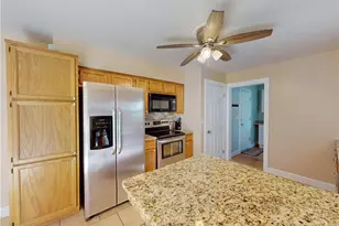 7996 Plains Rd, Mentor, OH 44060 - Photo 9