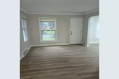 12604 Crossburn Avenue, Loveland, OH 44135 - Photo 7