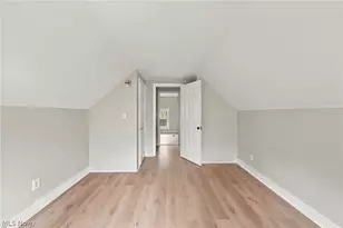 1013 Celina Ave, Akron, OH 44307 - Photo 23