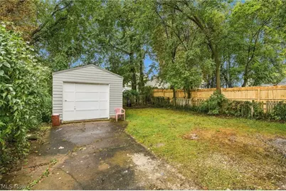 1013 Celina Avenue, Akron, OH 44307 - Photo 25