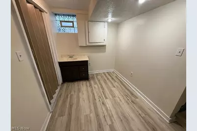 1013 Celina Avenue, Akron, OH 44307 - Photo 27