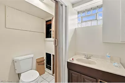 1013 Celina Avenue, Akron, OH 44307 - Photo 29