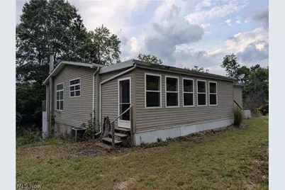 13683 E Pike Road, Cambridge, OH 43725 - Photo 1