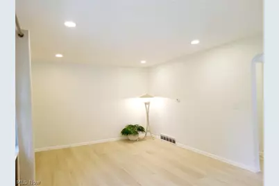 3300 Helmsdale Drive, Springfield, OH 44312 - Photo 9
