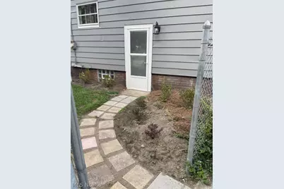 1273 Pondview Avenue, Akron, OH 44305 - Photo 3