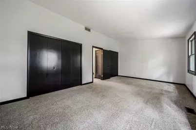 7029 Woodthrush Drive, Painesville, OH 44077 - Photo 37