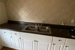 231 S Vine St, Medina, OH 44256 - Photo 9