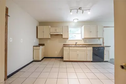 1404 Lakeview Avenue, Loveland, OH 44112 - Photo 11