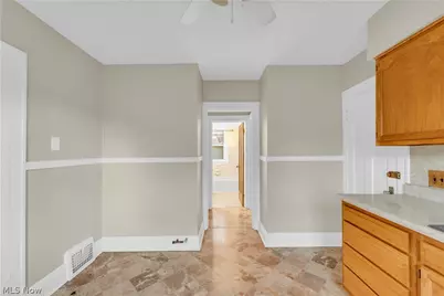 1467 Larchmont Road #2/UP, Loveland, OH 44110 - Photo 11