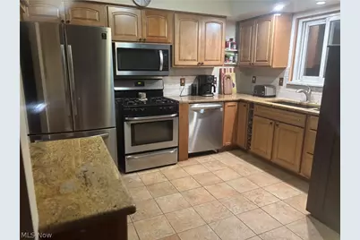 19202 Davinwood Drive, Loveland, OH 44135 - Photo 5