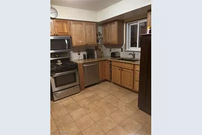 19202 Davinwood Drive, Loveland, OH 44135 - Photo 3