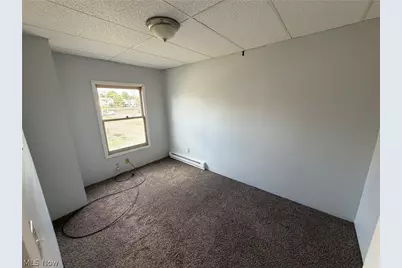 1103 Walnut Avenue NE #4, Canton, OH 44704 - Photo 5
