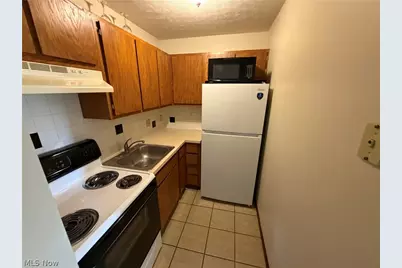 811 E Wilbeth Road #9, Akron, OH 44306 - Photo 3